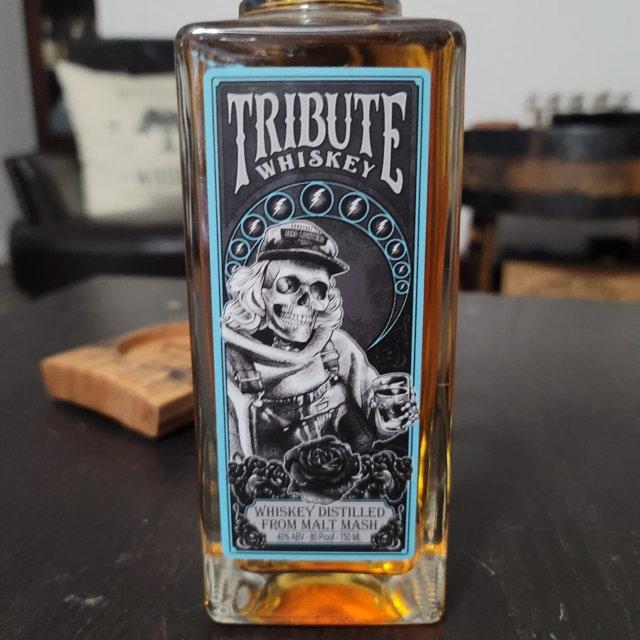 Dead Lightning Distillery Tribute Whiskey Blue Label