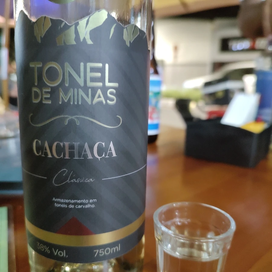 CACHAÇA TONEL DE MINAS CLÁSSICA CARVALHO